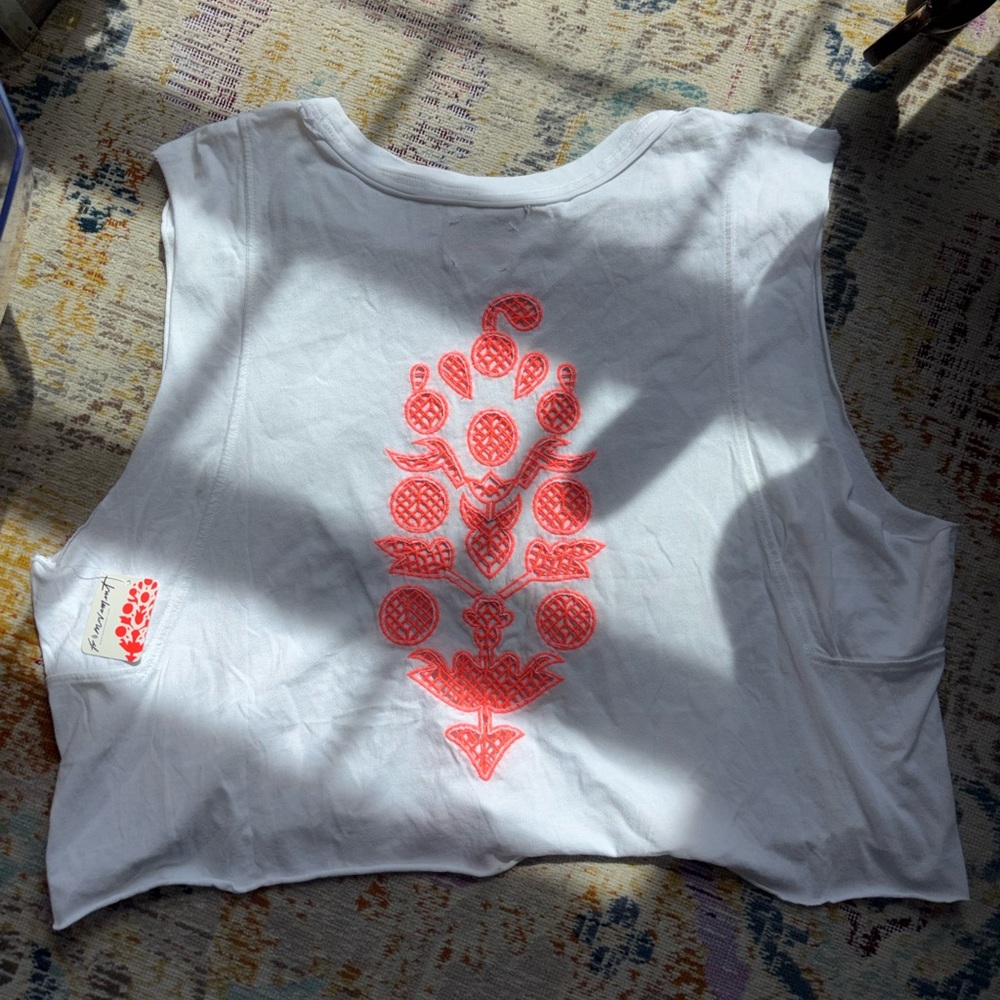 Free People Movement white tank - Picture 4 of 10